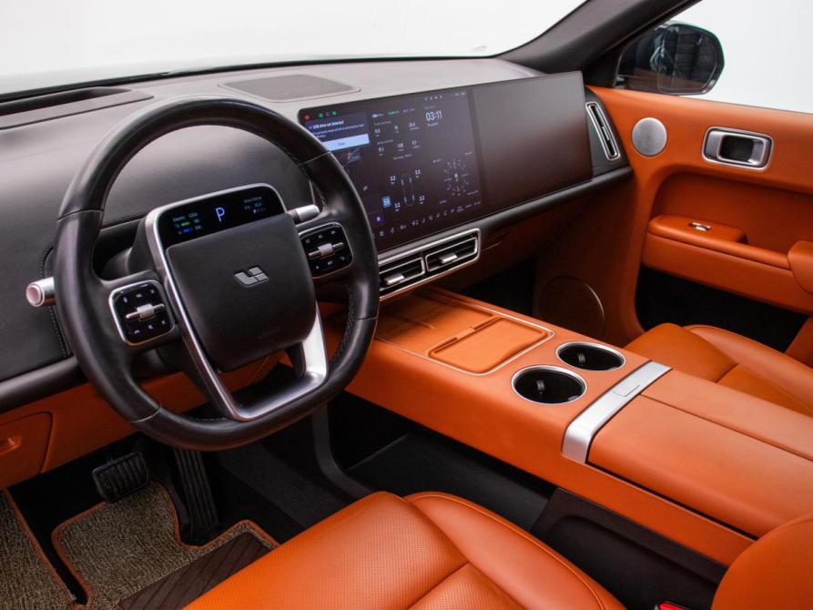 Li Auto (Lixiang) L9 I Москва  - изображение 7