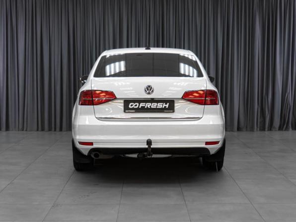 Volkswagen Jetta VI Рестайлинг с пробегом 2017 года, цена 1 349 000 рублей, 136532 км, седан, Автокод Объявления