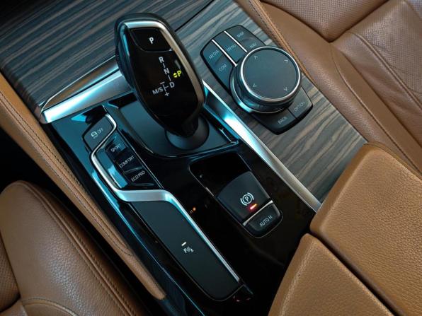 BMW 5 серии VII (G30/G31/G38) с пробегом 2018 года, цена 4 185 000 рублей, 204793 км, седан, Автокод Объявления