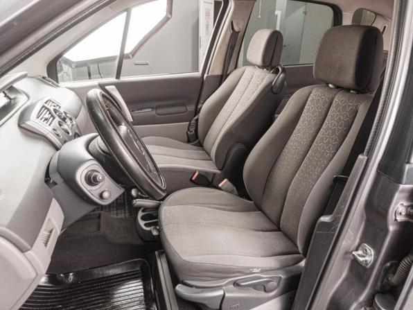 Renault Scenic II Рестайлинг с пробегом 2009 года, цена 289 000 рублей, 331316 км, компактвэн, Автокод Объявления