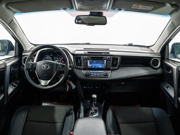 Toyota RAV4 IV (XA40) Рестайлинг с пробегом 2016 года, цена 2 100 000 рублей, 176048 км, внедорожник, Автокод Объявления