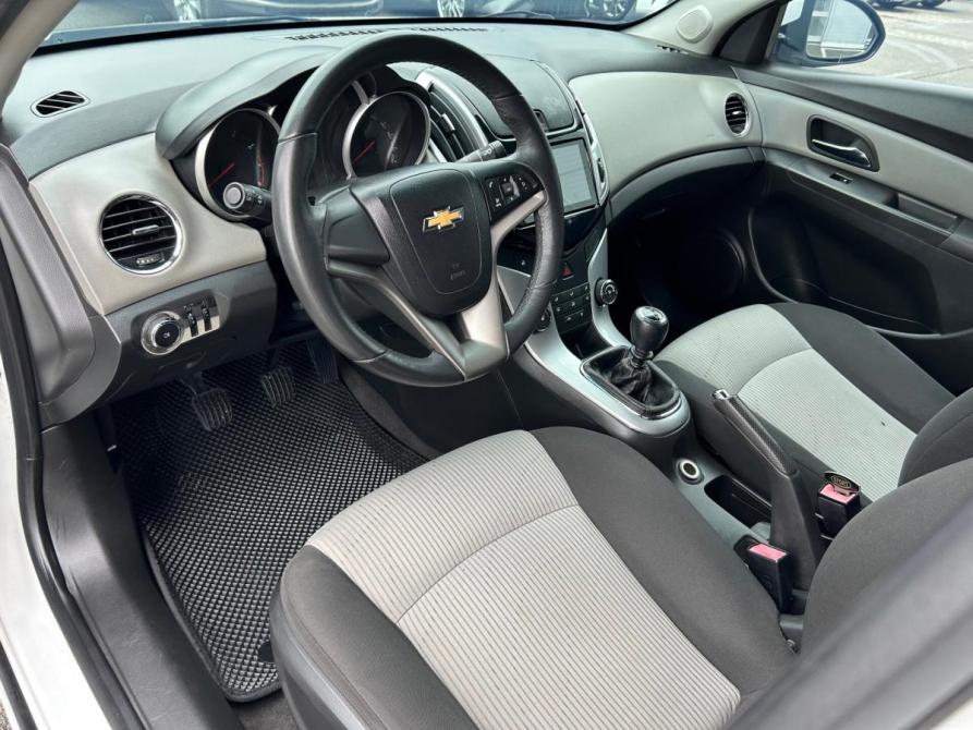 Chevrolet Cruze I Рестайлинг Новороссийск  - изображение 10