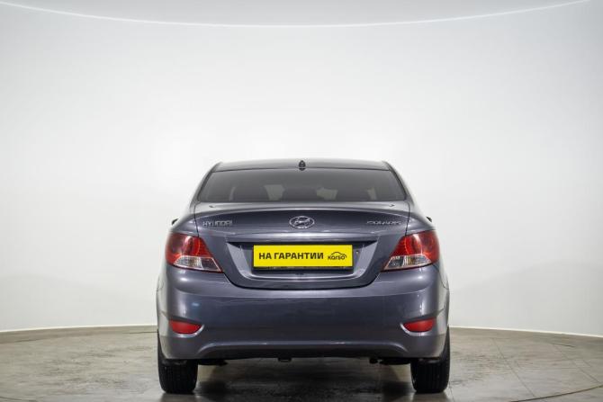 Hyundai Solaris I с пробегом 2013 года, цена 649 000 рублей, 261000 км, седан, Автокод Объявления