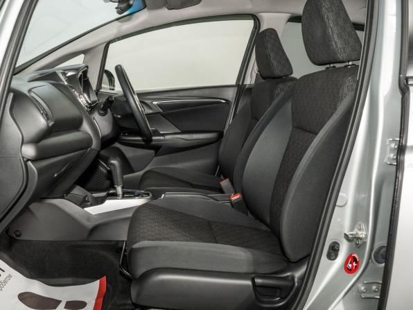 Honda Fit III с пробегом 2015 года, цена 930 000 рублей, 121608 км, хэтчбек, Автокод Объявления