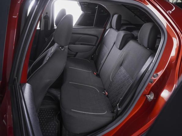 Renault Logan II Рестайлинг с пробегом 2019 года, цена 2 080 000 рублей, 29572 км, седан, Автокод Объявления