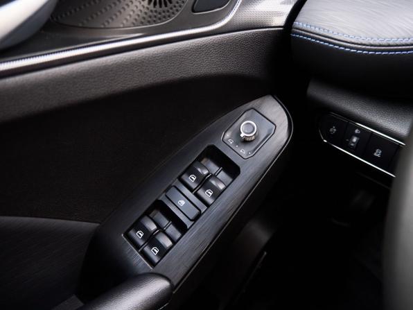 Haval Jolion I Рестайлинг с пробегом 2024 года, цена 1 788 200 рублей, 85156 км, внедорожник, Автокод Объявления