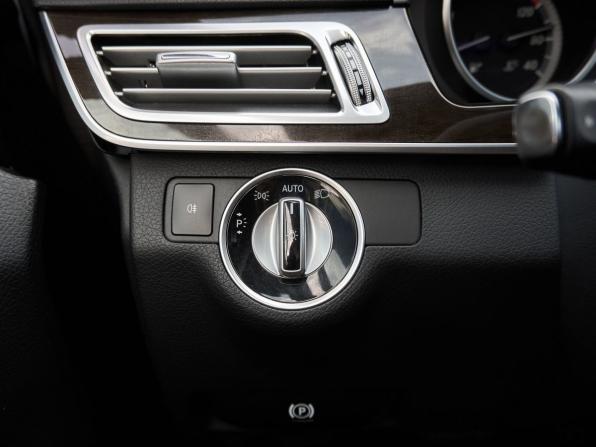 Mercedes-Benz E-Класс IV (W212 S212 C207) Рестайлинг с пробегом 2014 года, цена 1 890 000 рублей, 202057 км, седан, Автокод Объявления