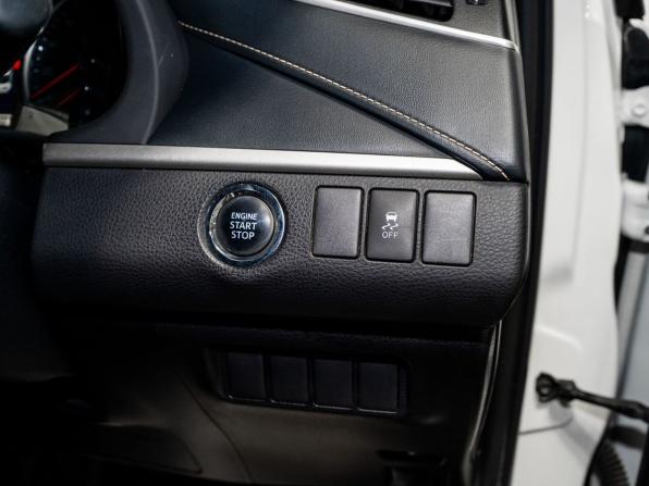 Toyota Harrier III (XU60) с пробегом 2016 года, цена 2 445 000 рублей, 188018 км, внедорожник, Автокод Объявления