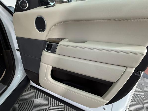 Land Rover Range Rover Sport II с пробегом 2015 года, цена 2 499 900 рублей, 235000 км, внедорожник, Автокод Объявления