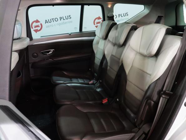 Renault Espace V с пробегом 2016 года, цена 1 490 000 рублей, 258000 км, минивэн, Автокод Объявления