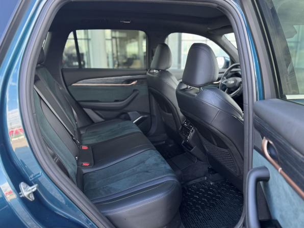 Geely Monjaro I с пробегом 2023 года, цена 3 435 000 рублей, 63557 км, внедорожник, Автокод Объявления