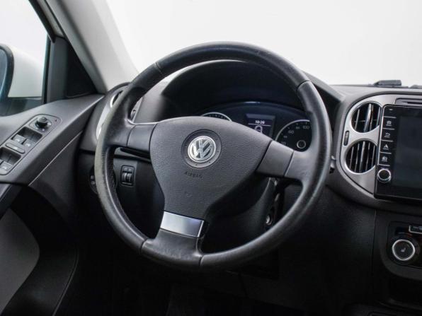 Volkswagen Tiguan I с пробегом 2010 года, цена 649 000 рублей, 176792 км, внедорожник, Автокод Объявления