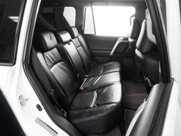 Toyota Land Cruiser Prado 150 Series с пробегом 2010 года, цена 3 099 000 рублей, 157999 км, внедорожник, Автокод Объявления