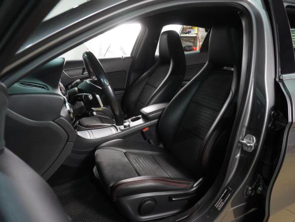 Mercedes-Benz GLA I (X156) Рестайлинг с пробегом 2017 года, цена 2 264 000 рублей, 130496 км, внедорожник, Автокод Объявления