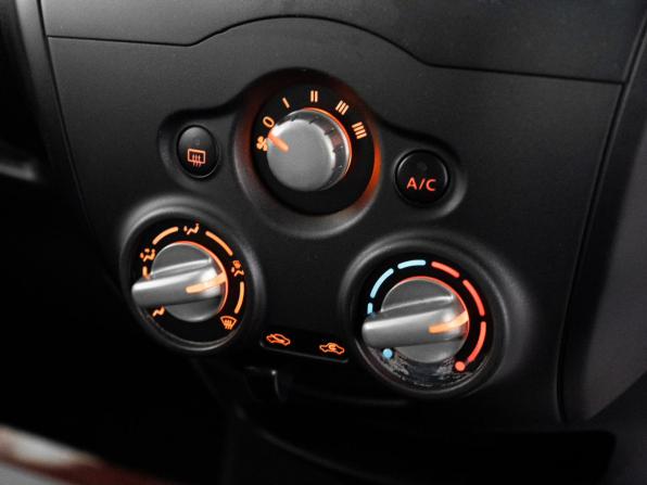 Nissan Note II Рестайлинг с пробегом 2019 года, цена 995 000 рублей, 103465 км, хэтчбек, Автокод Объявления