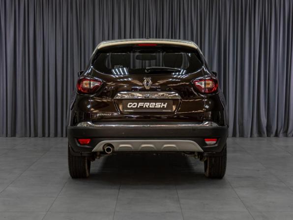 Renault Kaptur I с пробегом 2016 года, цена 1 340 000 рублей, 74423 км, внедорожник, Автокод Объявления