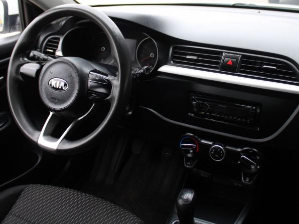 Kia Rio IV с пробегом 2018 года, цена 959 000 рублей, 132313 км, седан, Автокод Объявления