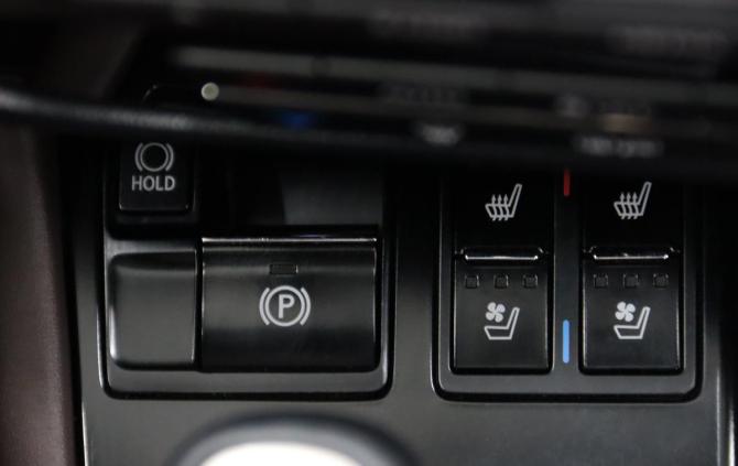 Lexus RX IV Рестайлинг с пробегом 2019 года, цена 4 495 170 рублей, 97398 км, внедорожник, Автокод Объявления
