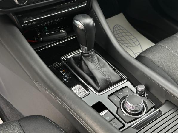 Mazda 6 III (GJ) Рестайлинг 2 с пробегом 2020 года, цена 2 690 000 рублей, 100000 км, седан, Автокод Объявления