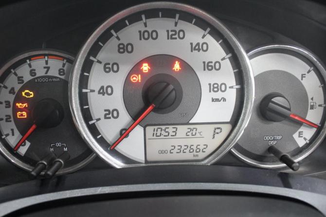 Toyota Corolla XI (E160 E170 E180) с пробегом 2014 года, цена 1 050 000 рублей, 232661 км, универсал, Автокод Объявления