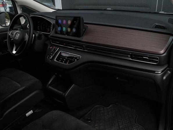 Honda Odyssey V Рестайлинг 2 с пробегом 2024 года, цена 4 400 000 рублей, 10577 км, минивэн, Автокод Объявления