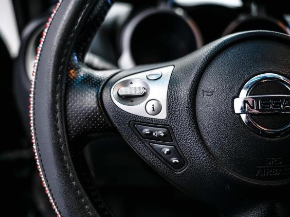 Nissan Juke I Рестайлинг с пробегом 2014 года, цена 920 000 рублей, 290867 км, внедорожник, Автокод Объявления