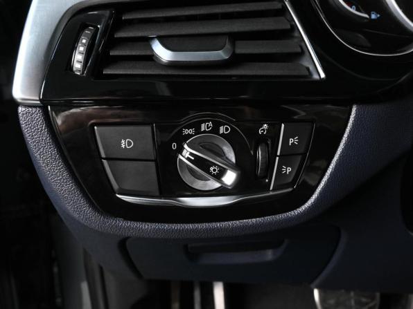 BMW 5 серии VII (G30/G31/G38) с пробегом 2018 года, цена 3 799 000 рублей, 108094 км, седан, Автокод Объявления