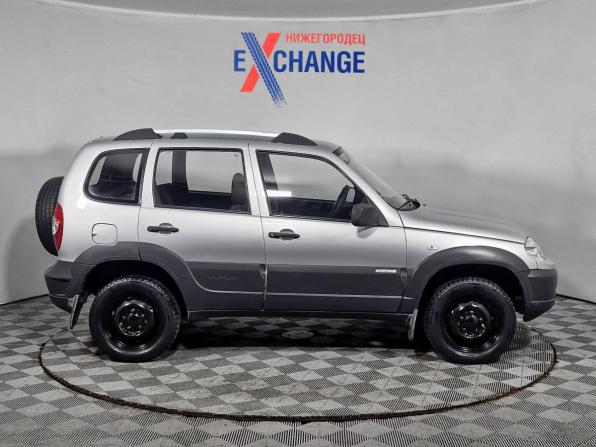 Chevrolet Niva I Рестайлинг с пробегом 2011 года, цена 509 000 рублей, 47100 км, внедорожник, Автокод Объявления