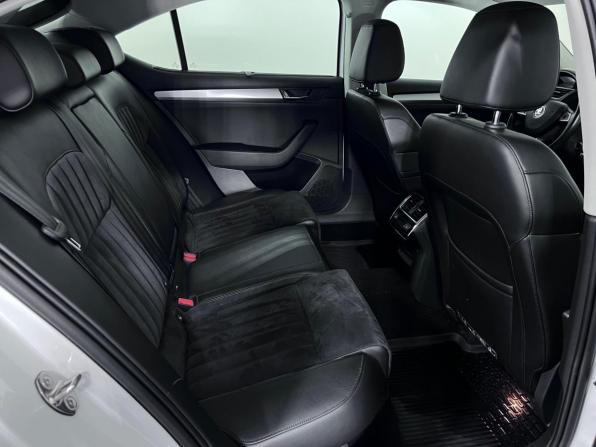 Skoda Superb III с пробегом 2017 года, цена 2 350 000 рублей, 92336 км, лифтбек, Автокод Объявления