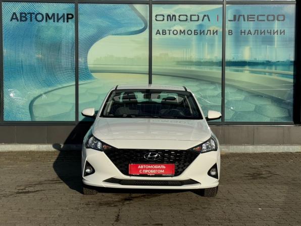 Hyundai Solaris II Рестайлинг с пробегом 2022 года, цена 1 395 000 рублей, 45099 км, седан, Автокод Объявления