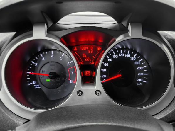 Nissan Juke I с пробегом 2012 года, цена 1 170 000 рублей, 130300 км, внедорожник, Автокод Объявления