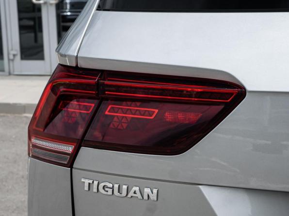 Volkswagen Tiguan II с пробегом 2017 года, цена 1 999 000 рублей, 230935 км, внедорожник, Автокод Объявления