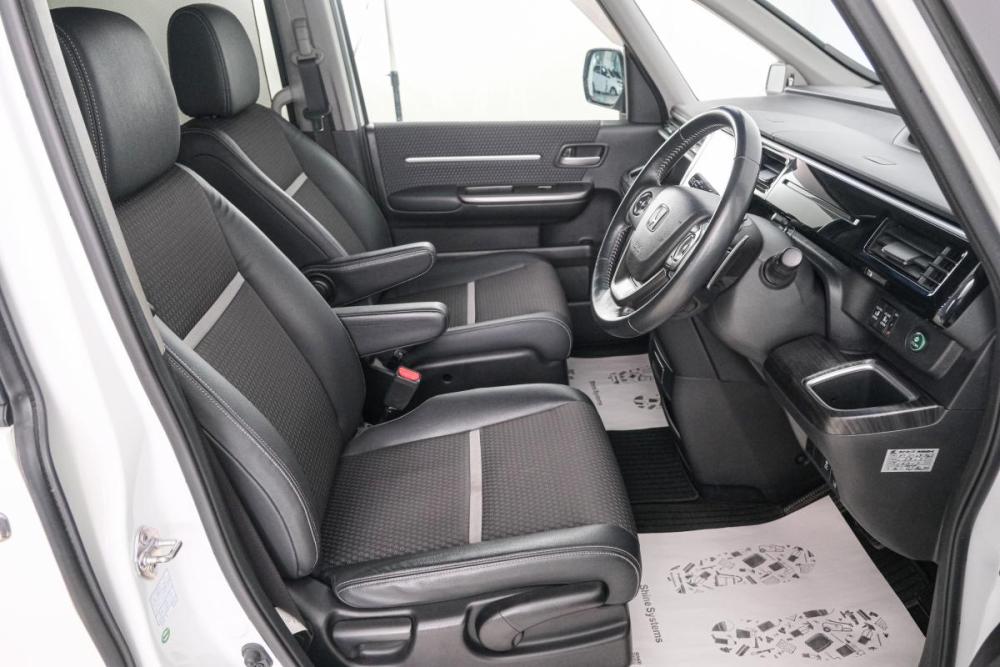Honda Stepwgn V Красноярск  - изображение 8