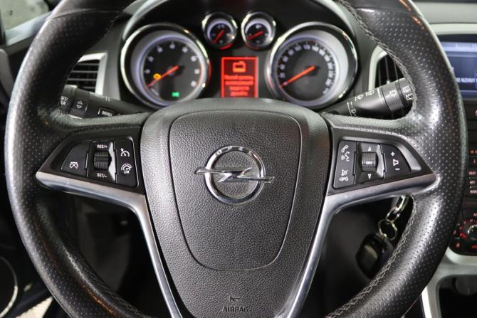 Opel Astra J Рестайлинг с пробегом 2013 года, цена 999 990 рублей, 158272 км, хэтчбек, Автокод Объявления