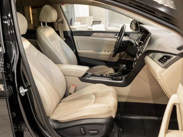 Hyundai Sonata VII (LF) Рестайлинг с пробегом 2017 года, цена 1 620 000 рублей, 186304 км, седан, Автокод Объявления
