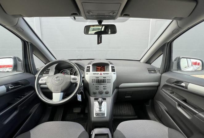 Opel Zafira B Рестайлинг с пробегом 2012 года, цена 800 000 рублей, 225729 км, компактвэн, Автокод Объявления