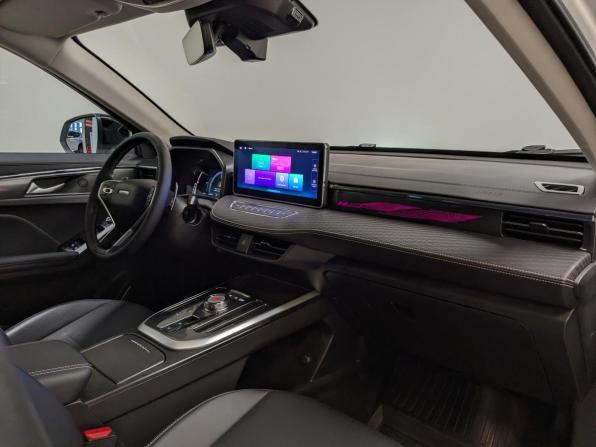 Haval Jolion I Рестайлинг с пробегом 2024 года, цена 1 990 000 рублей, 32201 км, внедорожник, Автокод Объявления