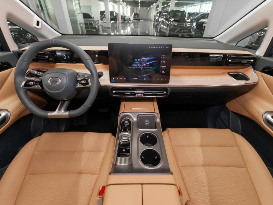 GAC Trumpchi E8 Москва  - изображение 8
