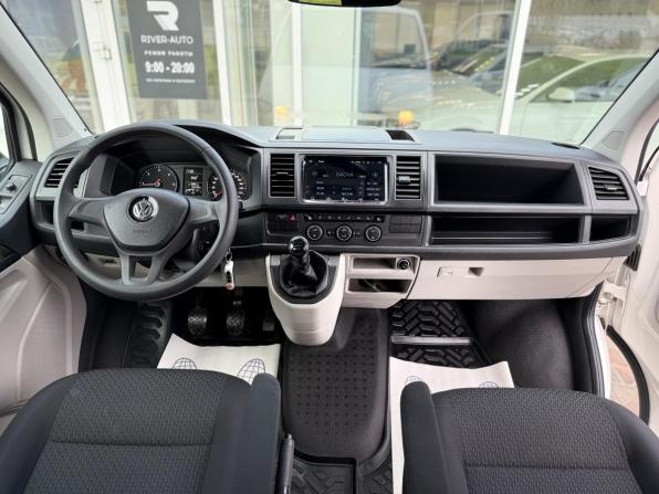 Volkswagen Caravelle T6 с пробегом 2018 года, цена 3 300 000 рублей, 62251 км, минивэн, Автокод Объявления