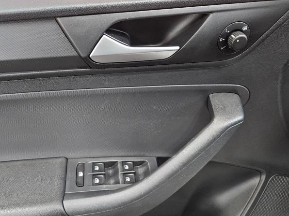 Volkswagen Polo VI с пробегом 2021 года, цена 1 245 000 рублей, 91000 км, лифтбек, Автокод Объявления