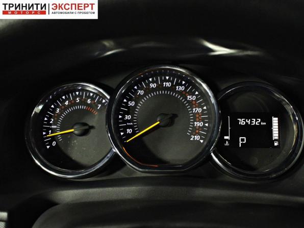 Renault Sandero II Рестайлинг с пробегом 2019 года, цена 1 397 000 рублей, 76405 км, хэтчбек, Автокод Объявления