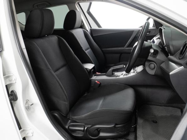 Mazda Axela II с пробегом 2010 года, цена 847 000 рублей, 136179 км, хэтчбек, Автокод Объявления