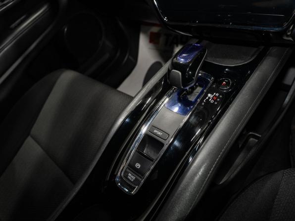 Honda Vezel I с пробегом 2014 года, цена 1 560 000 рублей, 112200 км, внедорожник, Автокод Объявления