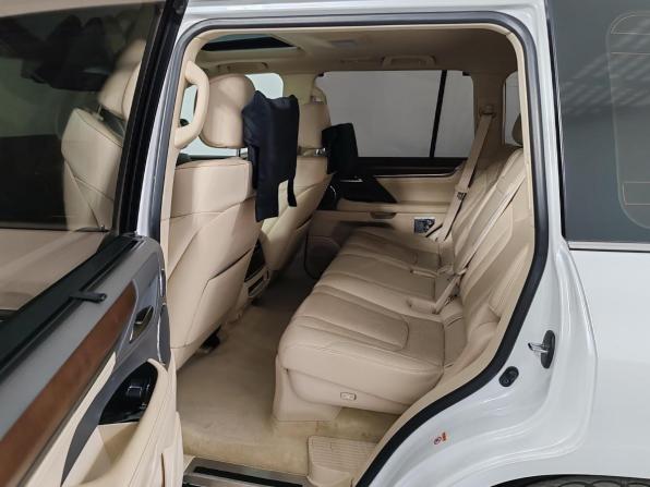 Lexus LX III Рестайлинг 2 с пробегом 2017 года, цена 8 000 000 рублей, 65282 км, внедорожник, Автокод Объявления