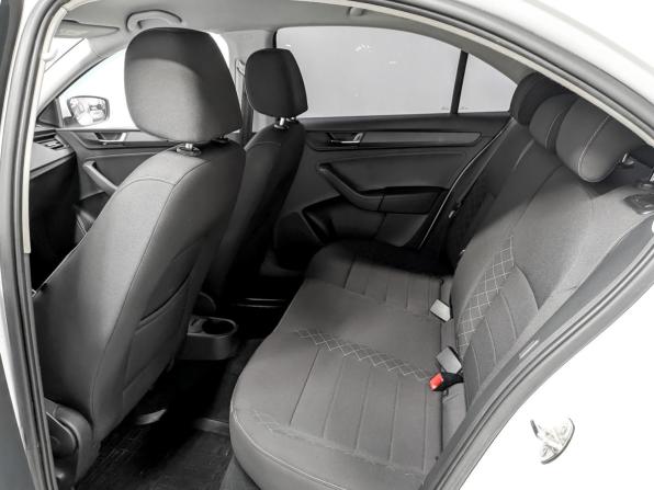 Skoda Rapid II с пробегом 2021 года, цена 1 250 000 рублей, 176849 км, лифтбек, Автокод Объявления