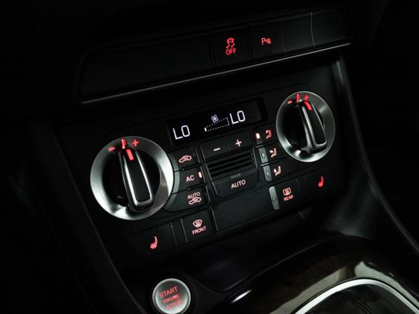 Audi Q3 I (8U) с пробегом 2012 года, цена 1 649 700 рублей, 156741 км, внедорожник, Автокод Объявления
