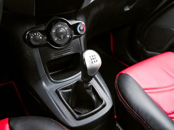 Ford Fiesta Mk6 с пробегом 2008 года, цена 299 000 рублей, 308338 км, хэтчбек, Автокод Объявления