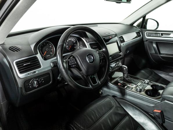 Volkswagen Touareg II с пробегом 2013 года, цена 2 599 700 рублей, 137045 км, внедорожник, Автокод Объявления