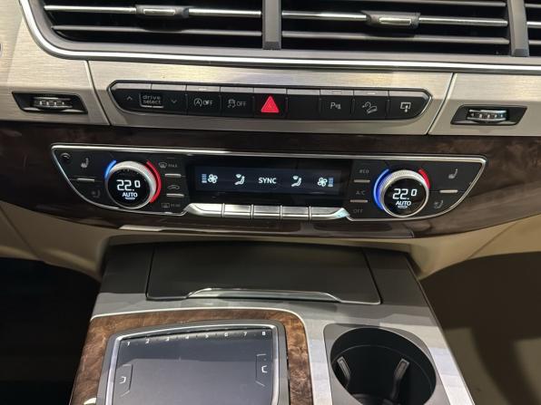 Audi Q7 II (4M) с пробегом 2017 года, цена 2 799 000 рублей, 247265 км, внедорожник, Автокод Объявления