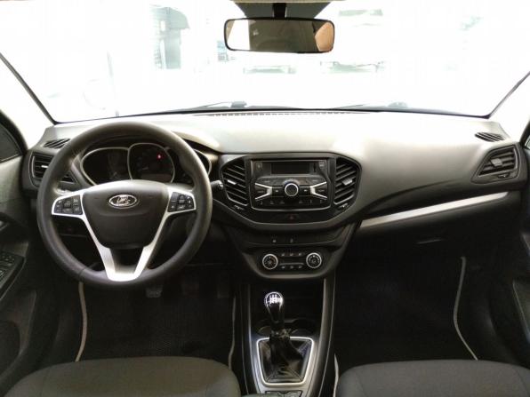 Lada (ВАЗ) Vesta I с пробегом 2017 года, цена 850 000 рублей, 133271 км, седан, Автокод Объявления